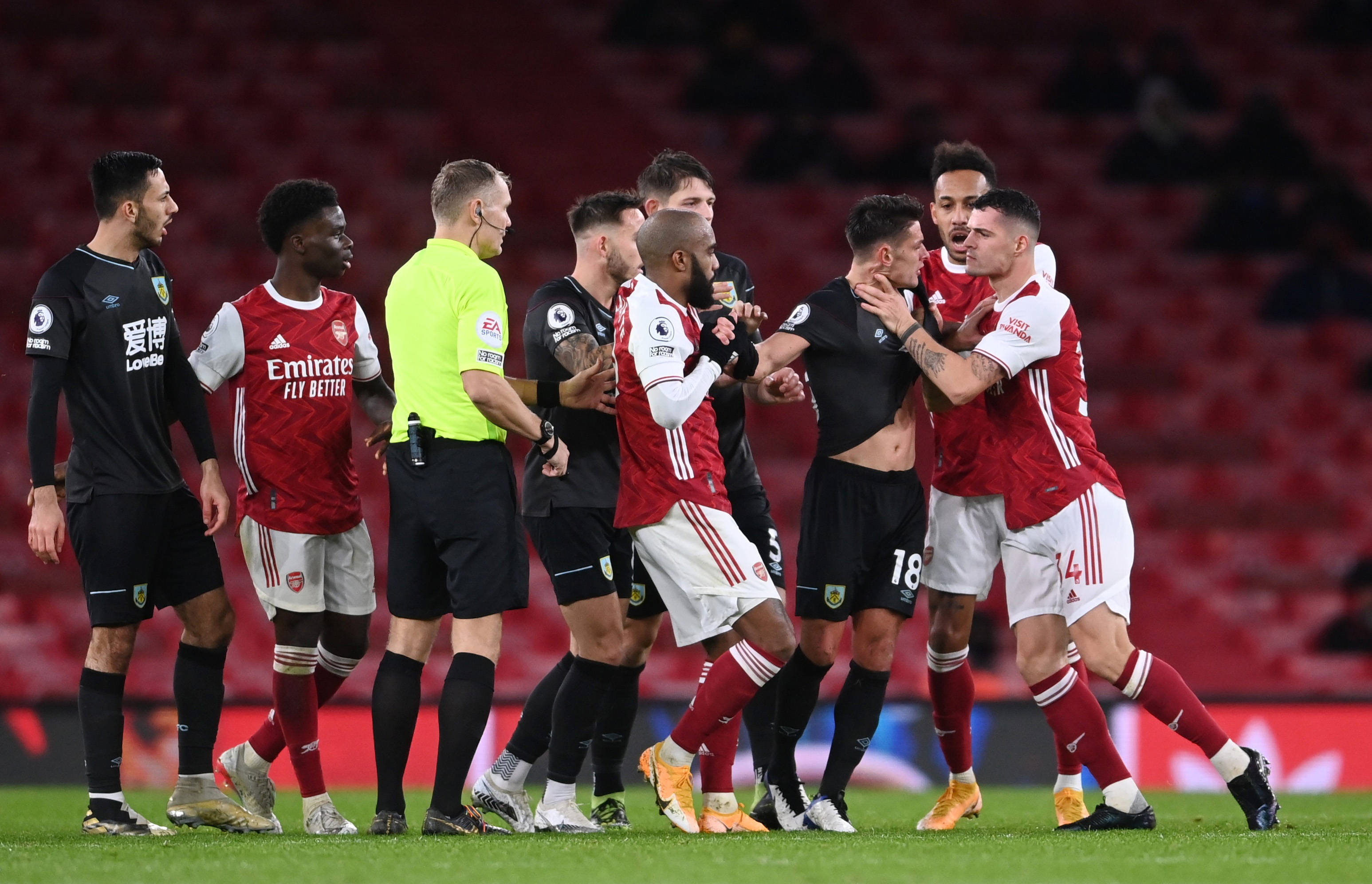 海港失利中 海港失利中
